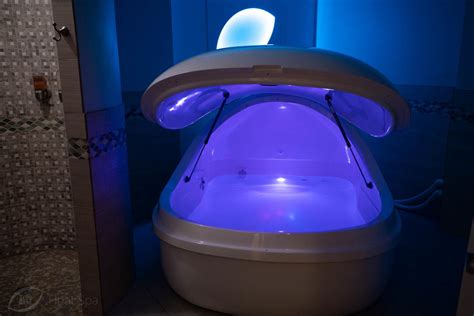 the office is very good at educating you on the history of <b>floating</b> and explaining the process well. . Flt san diegos float spa